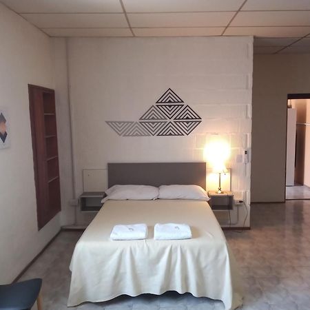 Atenea Departamentos Temporarios บียามาเรีย ภายนอก รูปภาพ